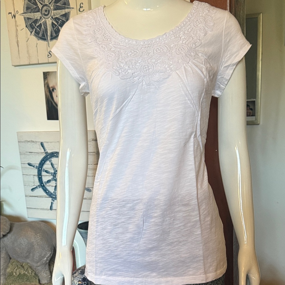 NWT northern reflections size small cotton White Embroidered Women's Top